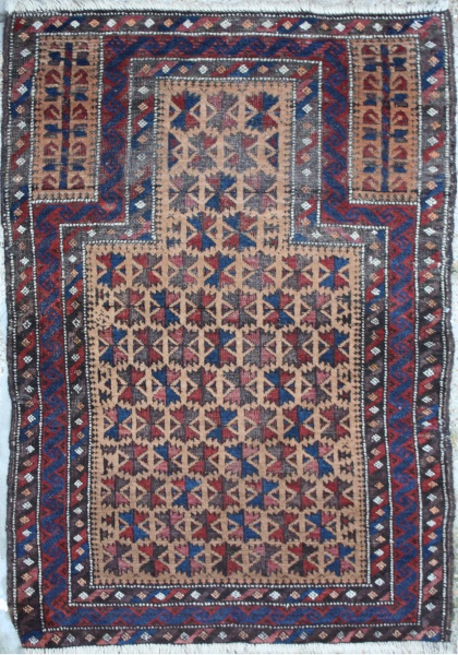 R3871 Antique Baluch Rug