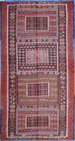 R7102 Gomergen Kilim Rug